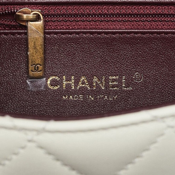 ❌SOLD❌Chanel Sheepskin Mini Beauty Lock Flap Bag - Picture 16 of 16